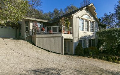 $349,000 – 15610 Jayhawk Drive